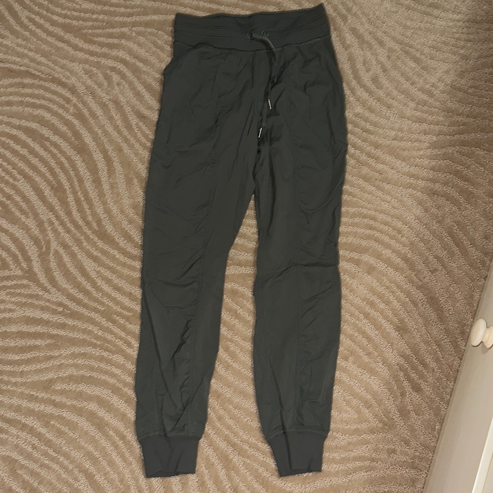 Lululemon dance studio joggers